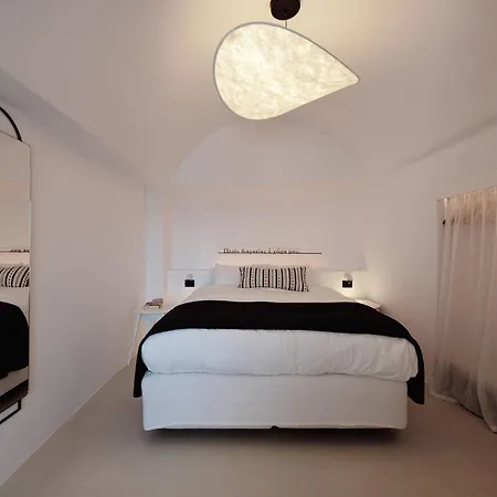Hotel Ikies Santorini Oia