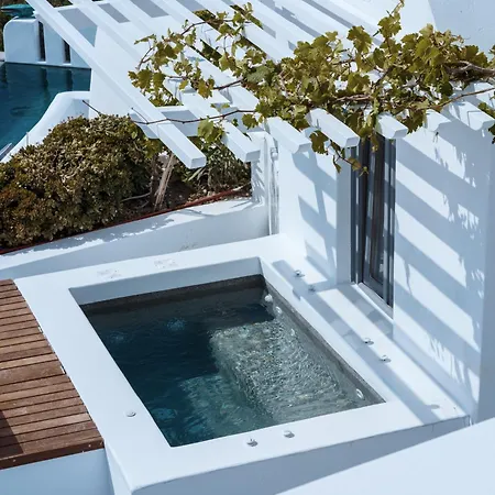 Hotell Ikies Santorini 4*